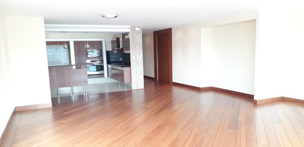 Re/max Futuro Vende Departamento 197 m², 2 1/2 Baños, 9 m² Balcon, Quito Tennis — imagen 7
