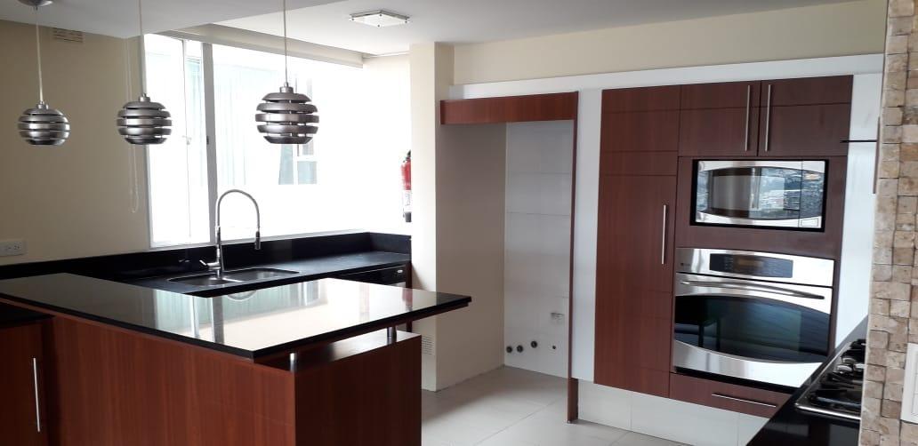 Re/max Futuro Vende Departamento 197 m², 2 1/2 Baños, 9 m² Balcon, Quito Tennis — imagen 4
