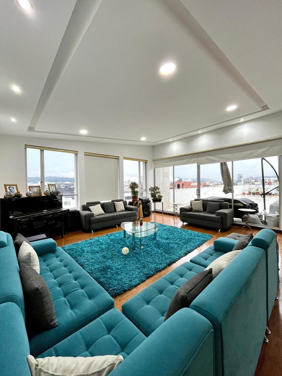 Penthouse de 3 Habitaciones con Terraza en Venta - Quito Tenis - 400 m² — imagen 8