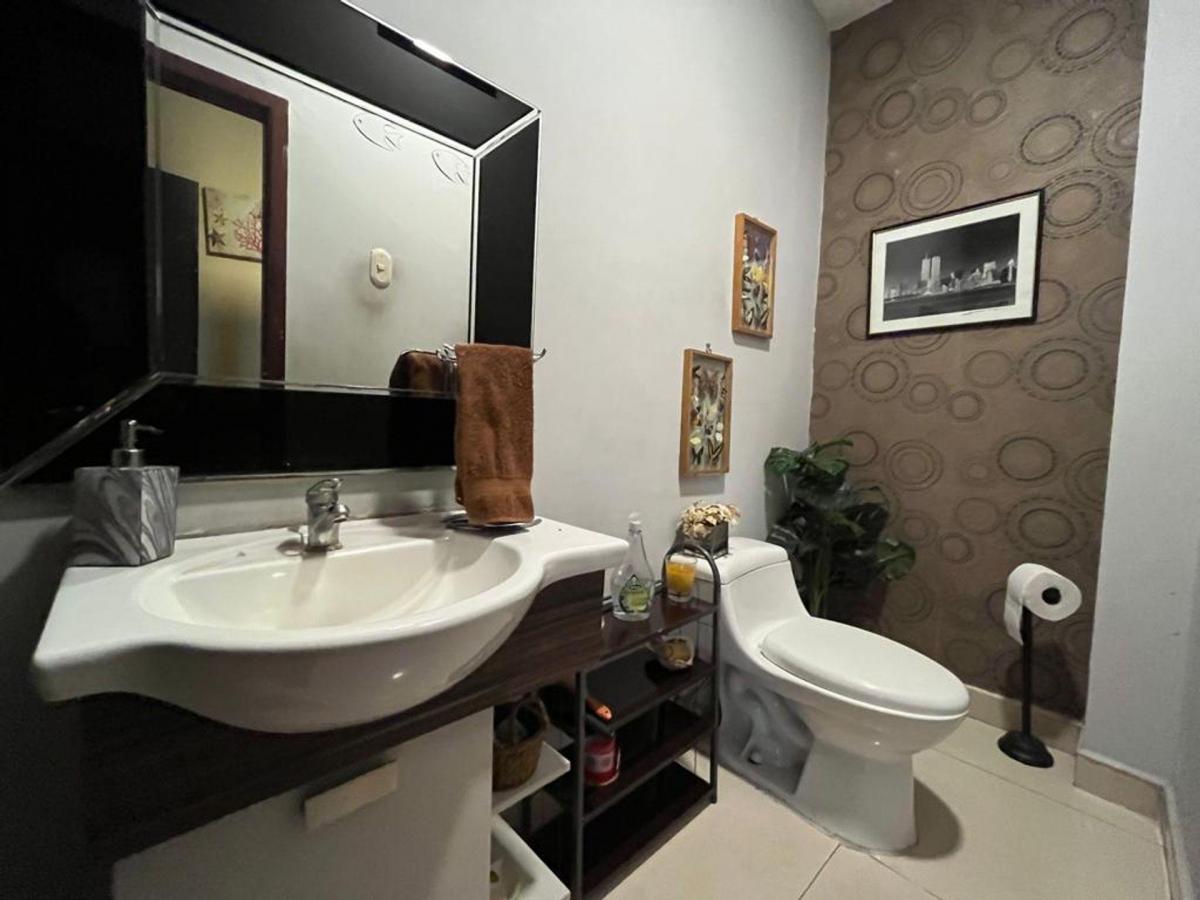 Casa de Venta en Manta Zona Norte, Manabí — imagen 6