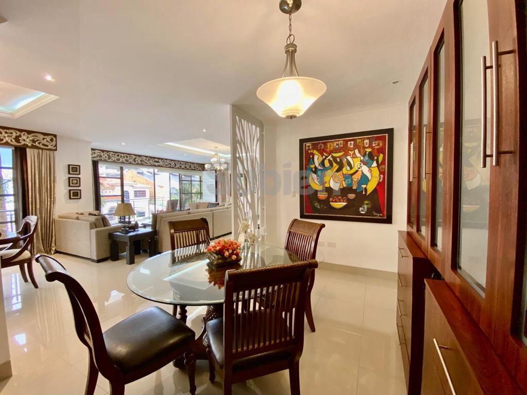 Vendo Departamento Remodelado Olivos 2 Primer Piso 3 Dorm. 218 m² Área Social 2 Parqueos Balcon, Guayas — imagen 7
