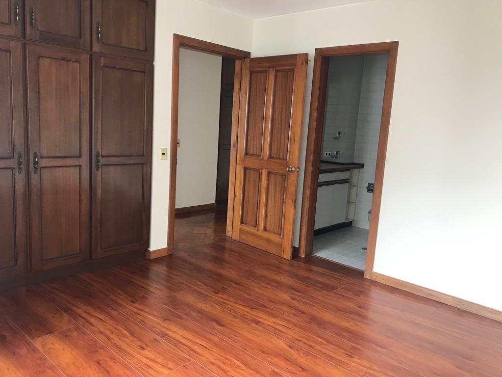 Vendo o Arriendo Dep Gonz Suarez de 300 m², 3 Dorm, $360.000 y $1.600 Inc Alic — imagen 7
