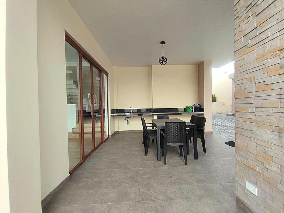 Espectacular Casa Independiente en Llano Grande Sector Bonanza — imagen 8