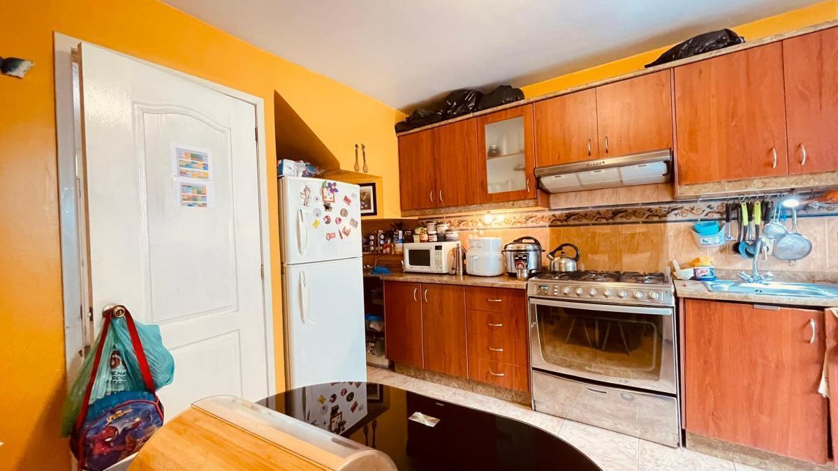 Venta de Casa de 3 Dorm. con Patio, Sector Carretas — imagen 3