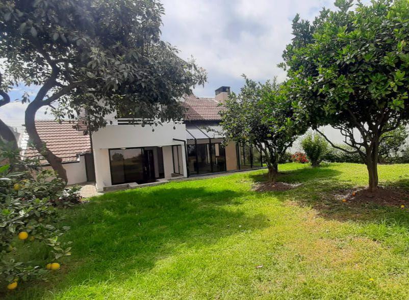 Venta Casa Cumbaya Sector Colegio Aleman Informes Cbr Carla del Pino — imagen 10