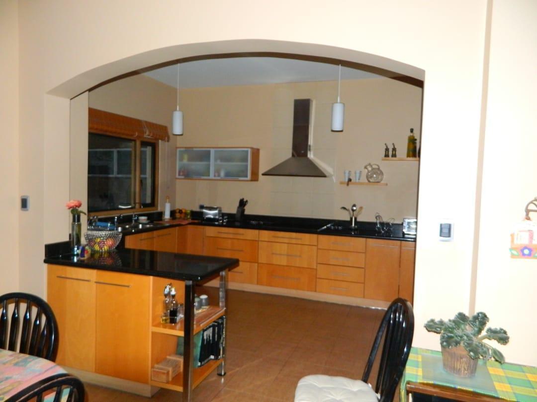 Venta de Casa de Primera en La Urbanización Miravalle 4, Vista, Perfecta — imagen 4