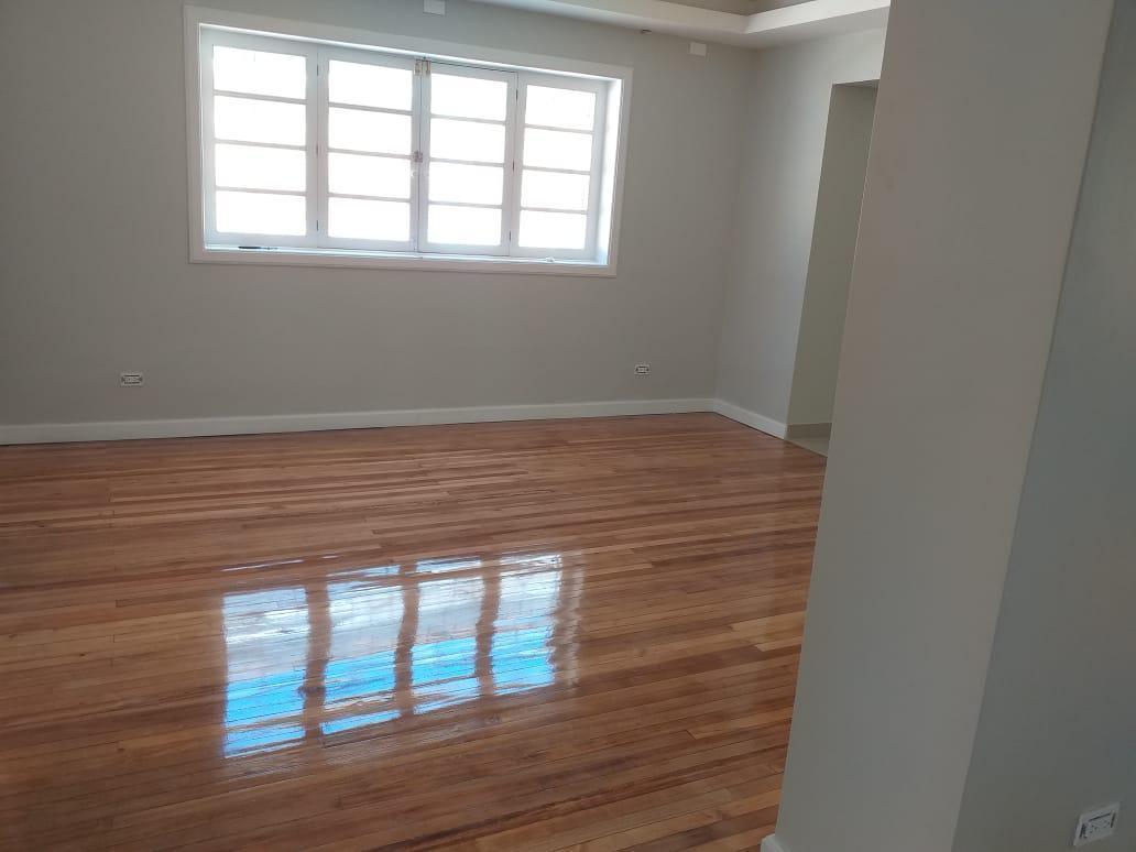 Venta Casa Floresta Full Remodelada Calle Toledo, Construcción 608 m², $650.000 — imagen 6