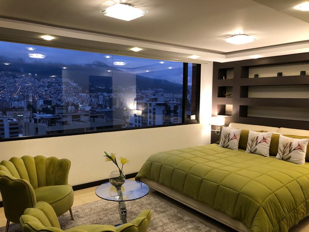 Vendo Departamento Vista Espectacular - Sector Gonzalez Suárez — imagen 3