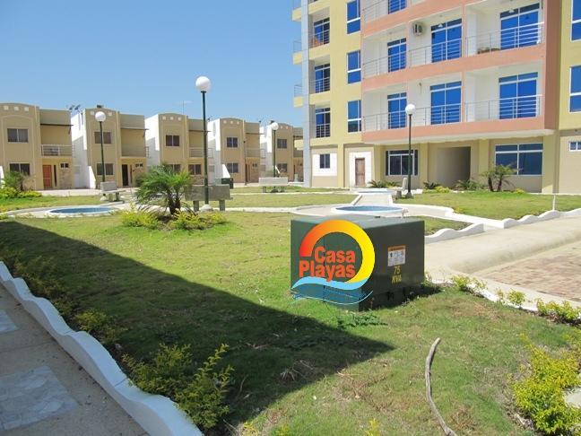 Departamento Frente Al Mar de Venta en Playas Villamil, Via a Data Km 3, Guayas — imagen 8
