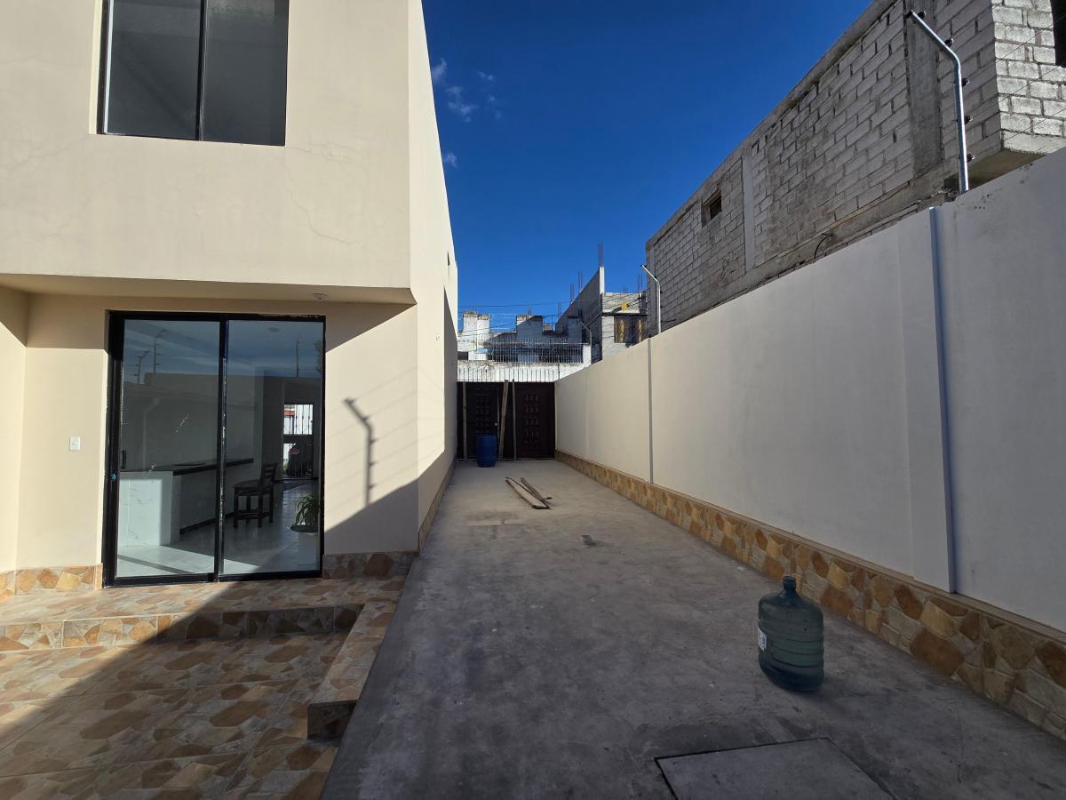 Casas Vip Carcelén La Josefina con Acceso Directo a La Casa y Garaje ¡2 Listas! — imagen 3