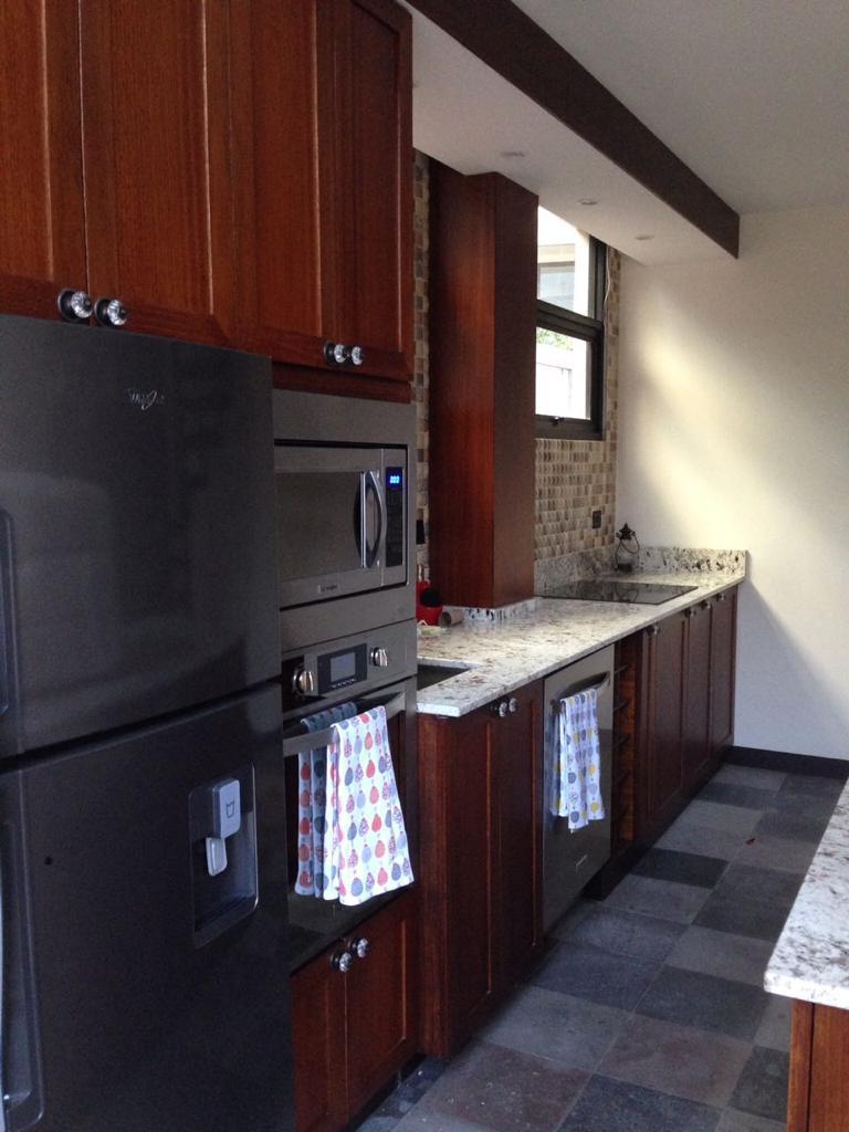 Hermoso Departamento de Lujo en Venta - Guápulo — imagen 8