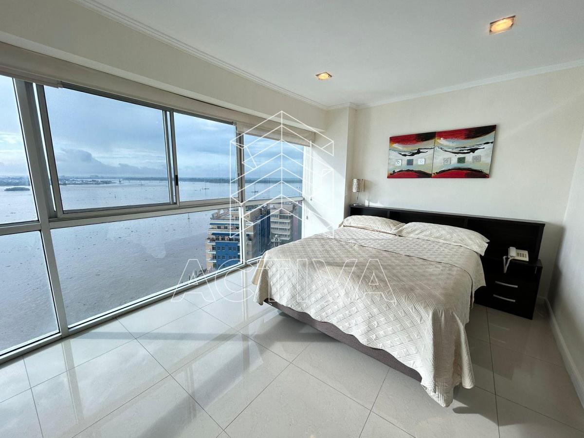 Venta y Renta de Departamento con Vista Al Rio en El Edificio Riverfront, Puerto Santa Ana, Guayas — imagen 4