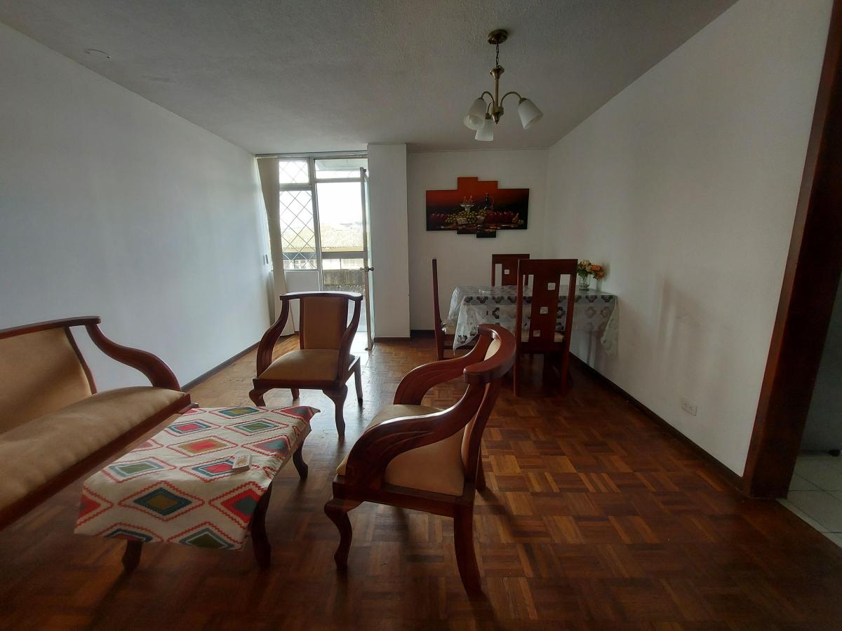 Departamento en La Floresta, con Amplia Terraza — imagen 6