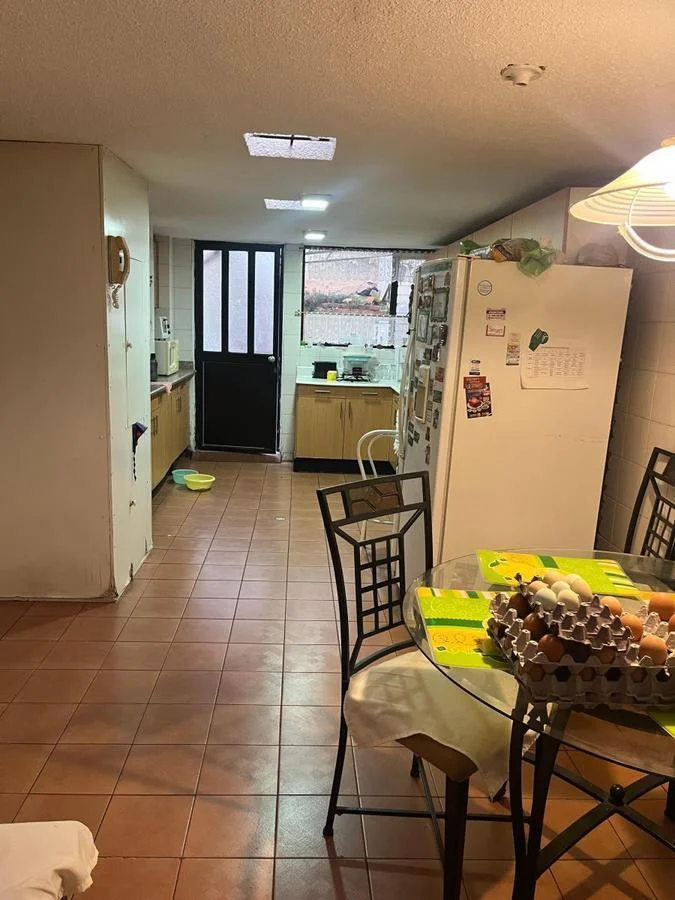 Venta de Casa Cumbayá Sector La Primavers 6 Habitaciones — imagen 4