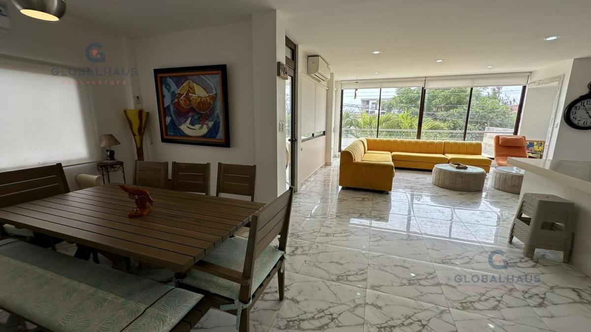 Venta de Casa en Santa Elena - Punta Blanca con Piscina, 7 Habitaciones. V. B. Provincia de Santa Elena — imagen 10