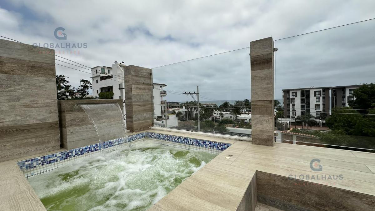Venta de Casa en Santa Elena - Punta Blanca con Piscina, 7 Habitaciones. V. B. Provincia de Santa Elena — imagen 7