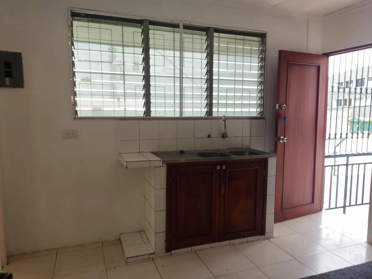 Urdesa Central Vendo. Primer Piso Alto. Tres Dorm., Guayas — imagen 5