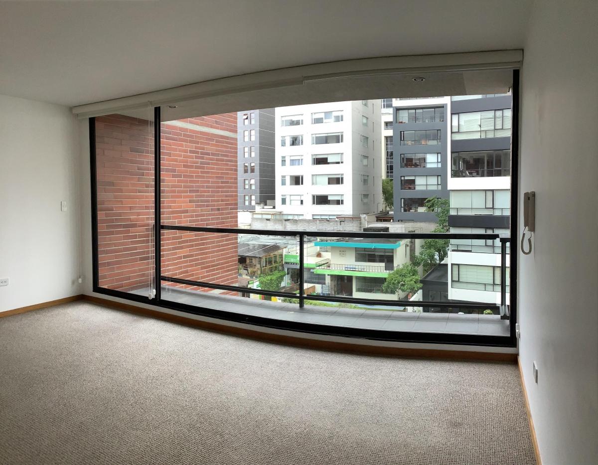 Departamento con Terraza Grande y Línea Blanca — imagen 8