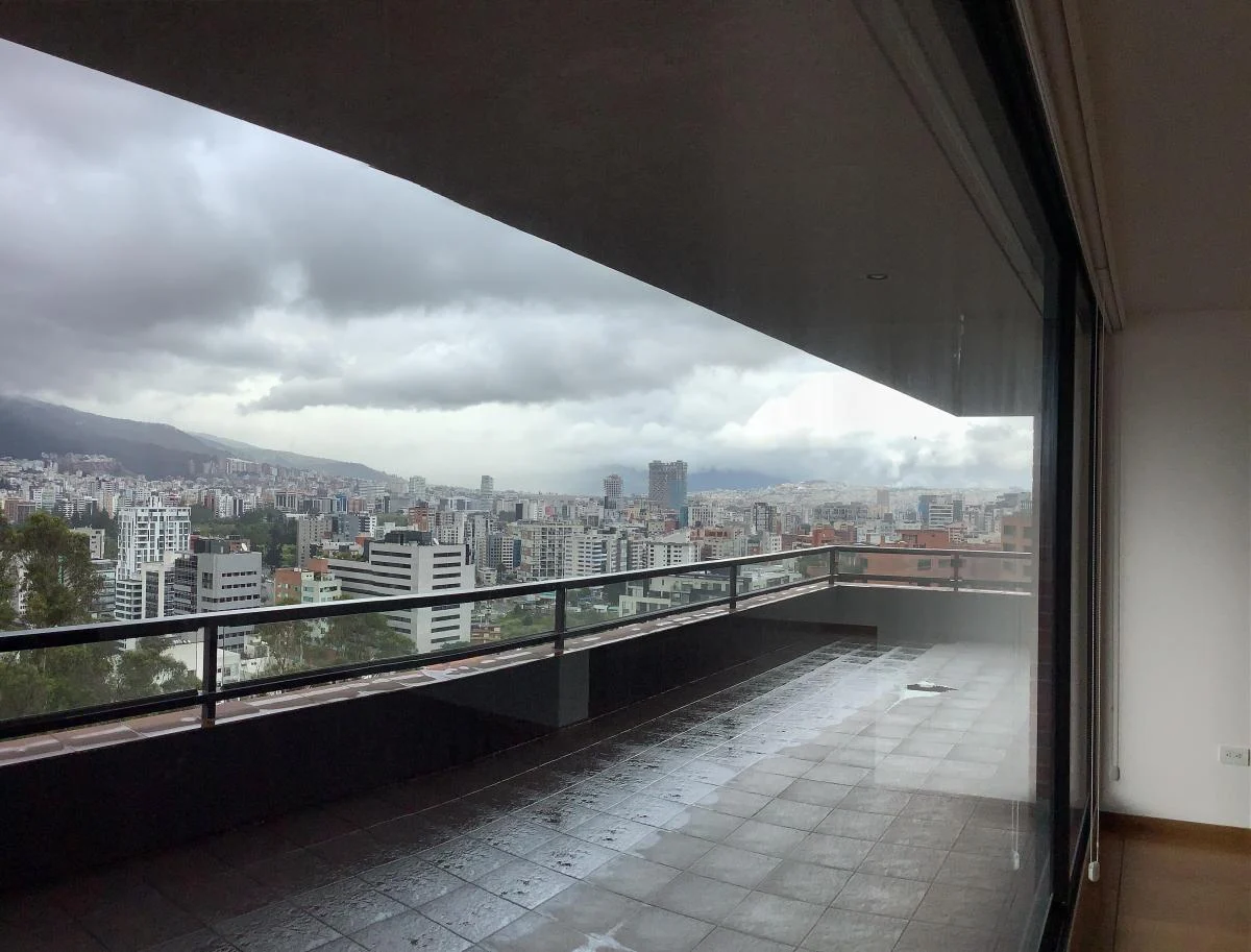 Departamento con Terraza Grande y Línea Blanca — imagen 7