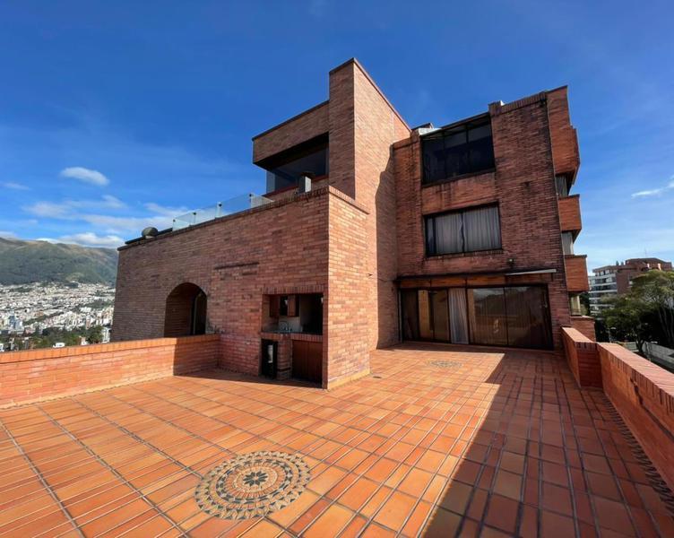 Espectacular Departamento en La Bosmediano de Venta o Renta. Provincia de Pichincha — imagen 7