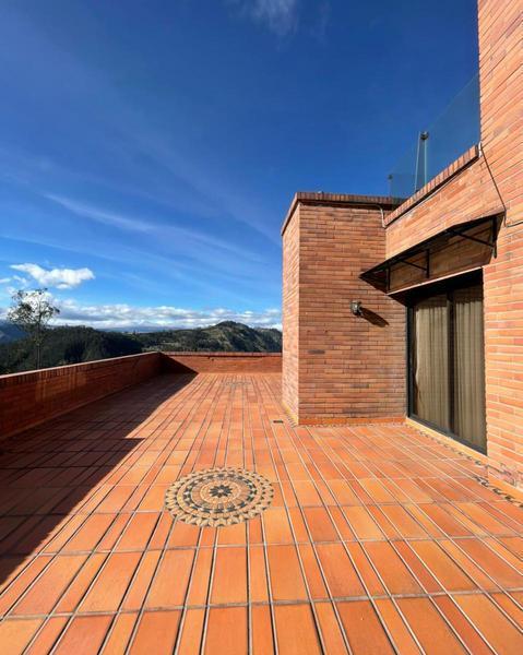 Espectacular Departamento en La Bosmediano de Venta o Renta. Provincia de Pichincha — imagen 6