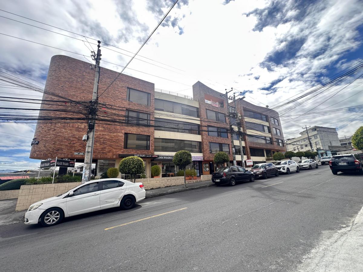 En Venta Depto Grande con Espectacular Terraza, Monteserrin, Udla,, Ekopark — imagen 9