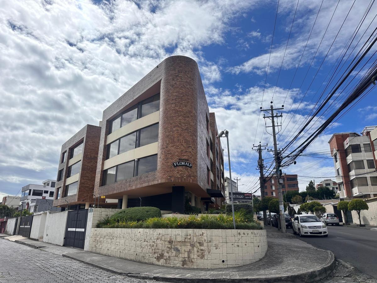 En Venta Depto Grande con Espectacular Terraza, Monteserrin, Udla,, Ekopark — imagen 8