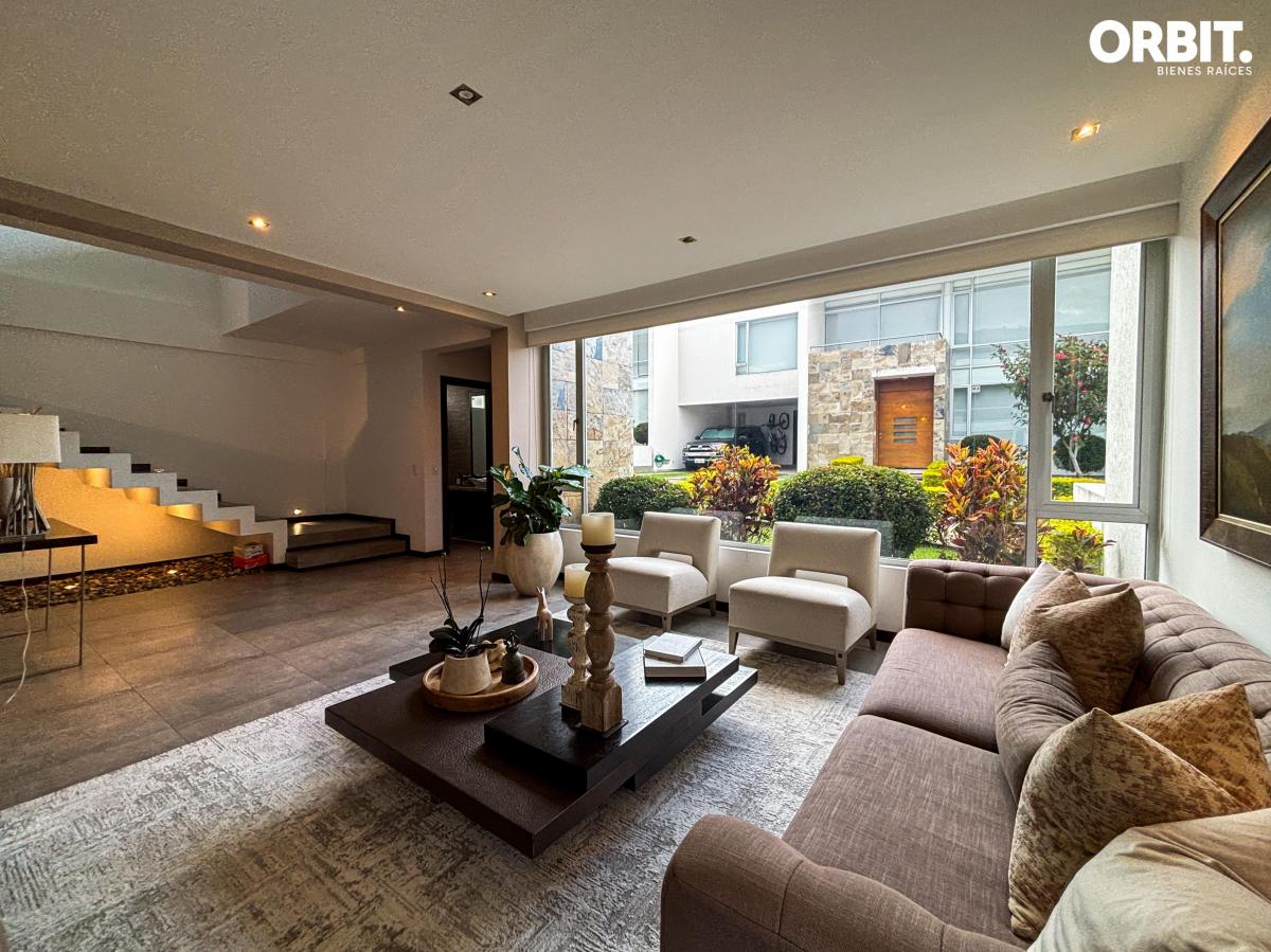 En Venta Amplia Casa de 3 Dorm. Dentro de Urbanización Privada en Lumbisi — imagen 10
