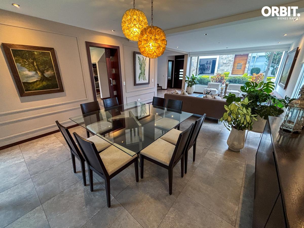 En Venta Amplia Casa de 3 Dorm. Dentro de Urbanización Privada en Lumbisi — imagen 6