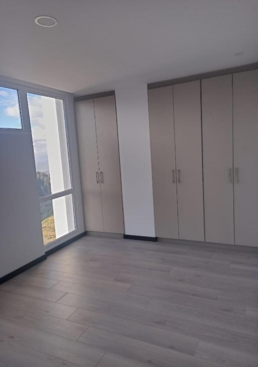 Se Vende Departamento Sector Monteserrin — imagen 8