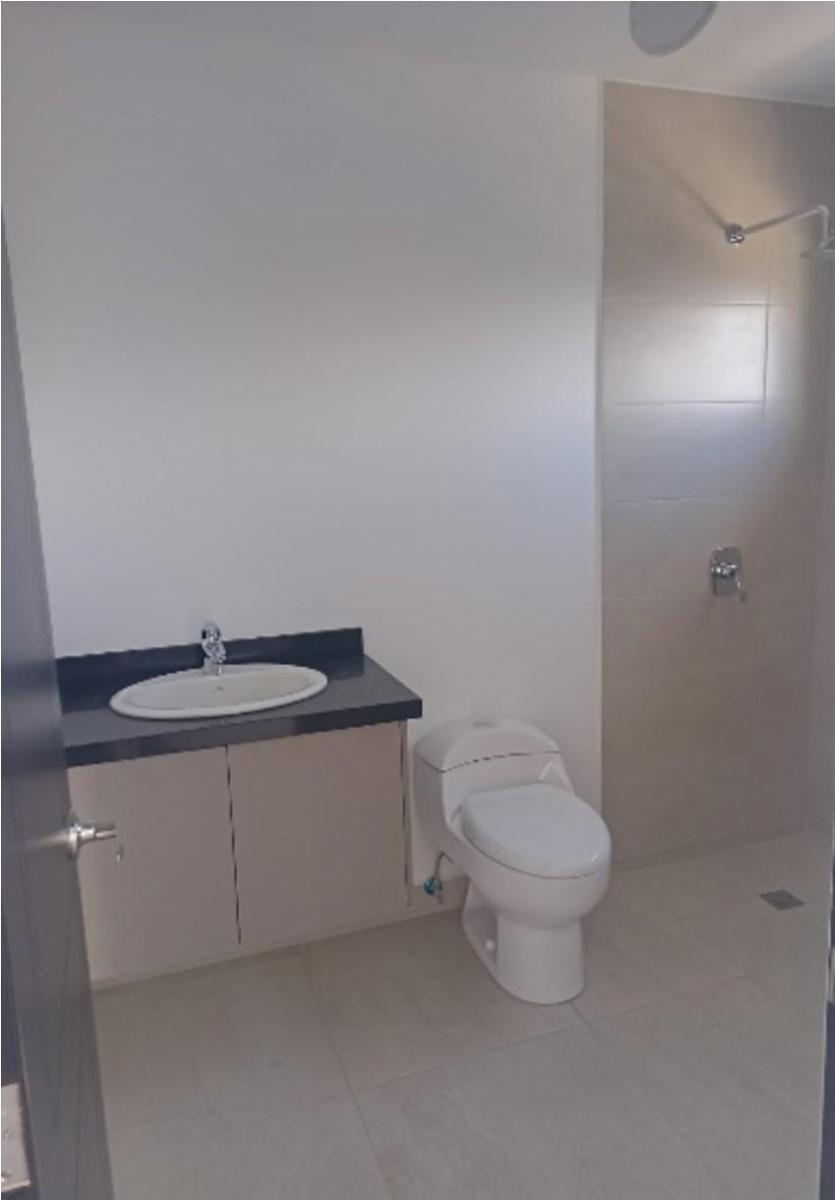 Se Vende Departamento Sector Monteserrin — imagen 6