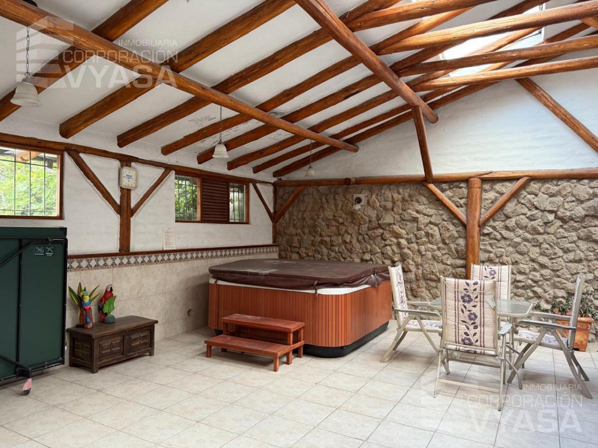 La Pampa - Linda Propiedad en Venta 4.000 m² de Terreno 536 m² de Construcción — imagen 4