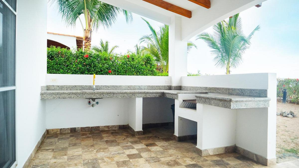 Casa en Centro de Jama, Manabí — imagen 8