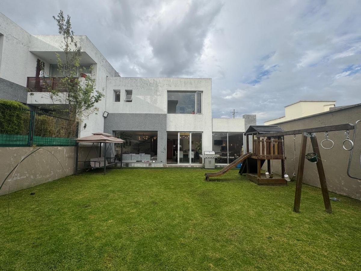 Casa Independiente en San Juan de Cumbaya de 220 m² con 3 Habitaciones y 100 m² de Jardin — imagen 5