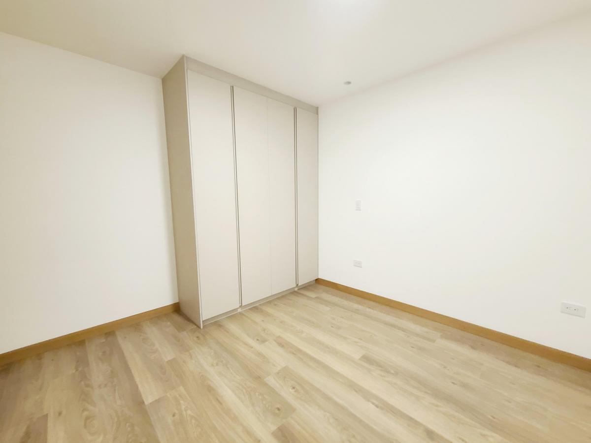 Departamento a La Venta a Estrenar 2 Dorm. Sector Av Doce de Octubre, Azuay — imagen 5
