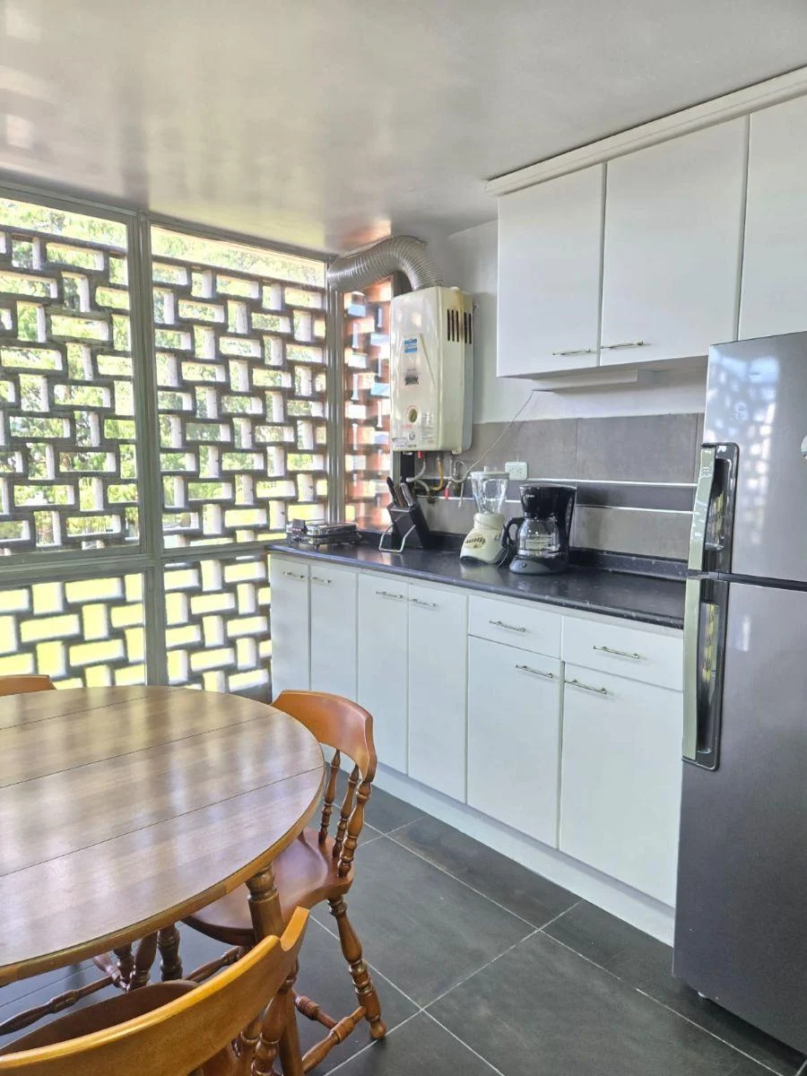 Rento Departamento Amoblado, Sector La Granja. 140 m². 3 Dorm.. Provincia de Pichincha — imagen 6