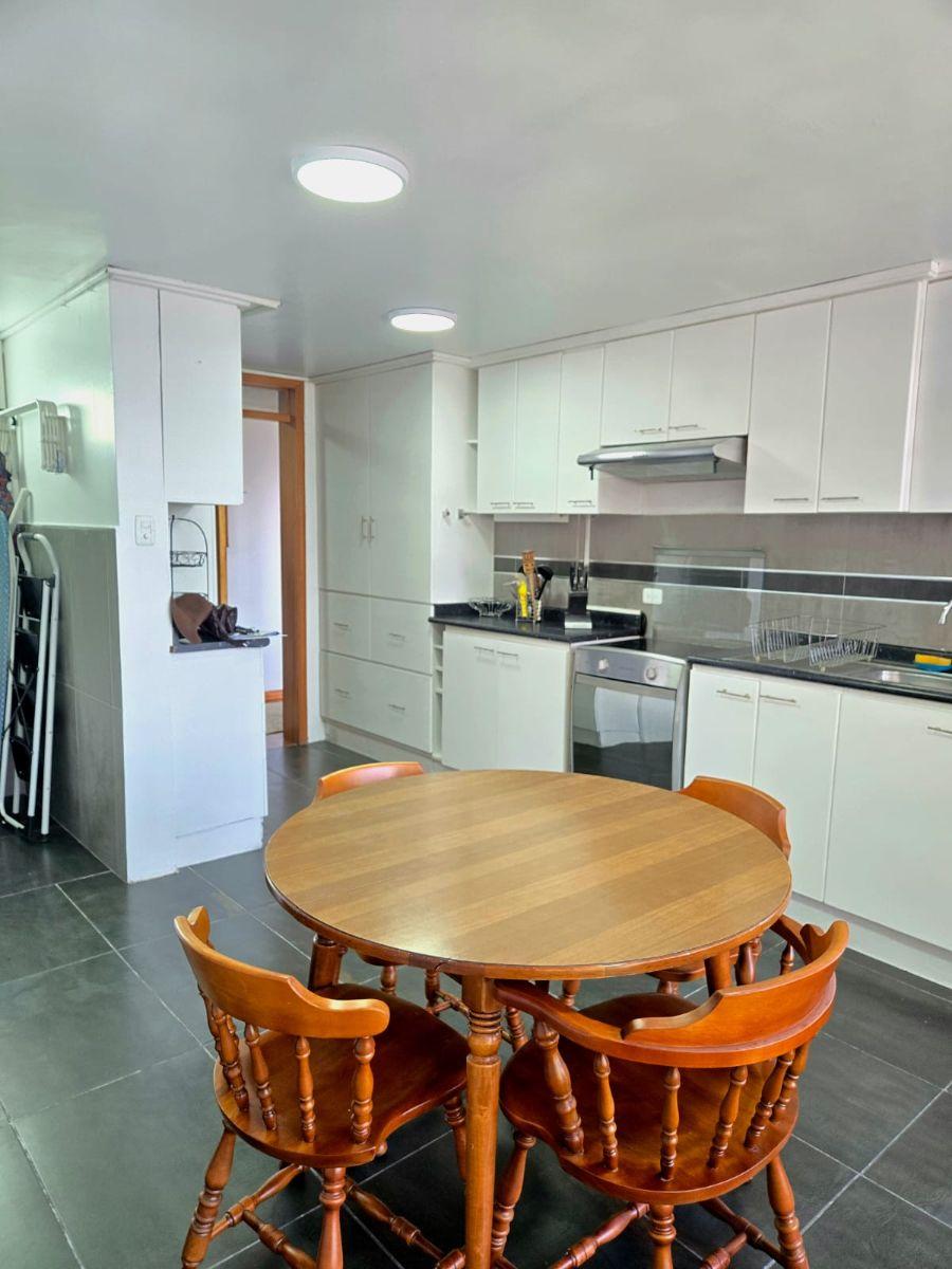 Rento Departamento Amoblado, Sector La Granja. 140 m². 3 Dorm.. Provincia de Pichincha — imagen 4