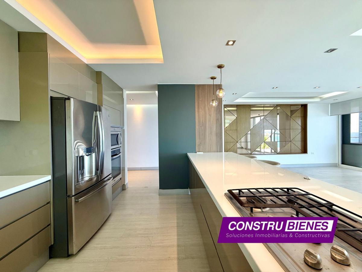 Departamento Frente Al Mar – Diseño Personalizado en Santorini, Manta, Manabí — imagen 5
