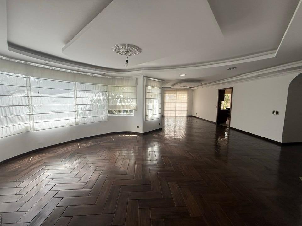 Vendo Casa Via a Tanda - Home Realtros By Monica Miranda — imagen 5