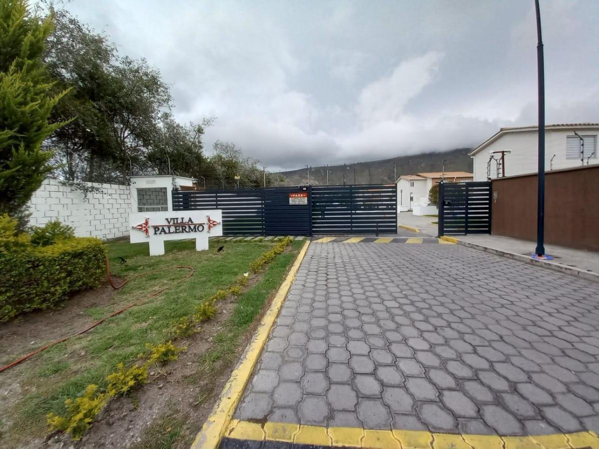 Casa en Venta 98 M²/ Pomasqui/ Conjunto Villa Palermo — imagen 10
