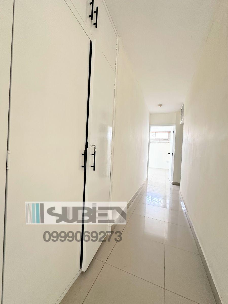 Vendo Departamento Remodelado 3 Dorm. Planta Baja Entrerios Parqueo Terraza, Guayas — imagen 3