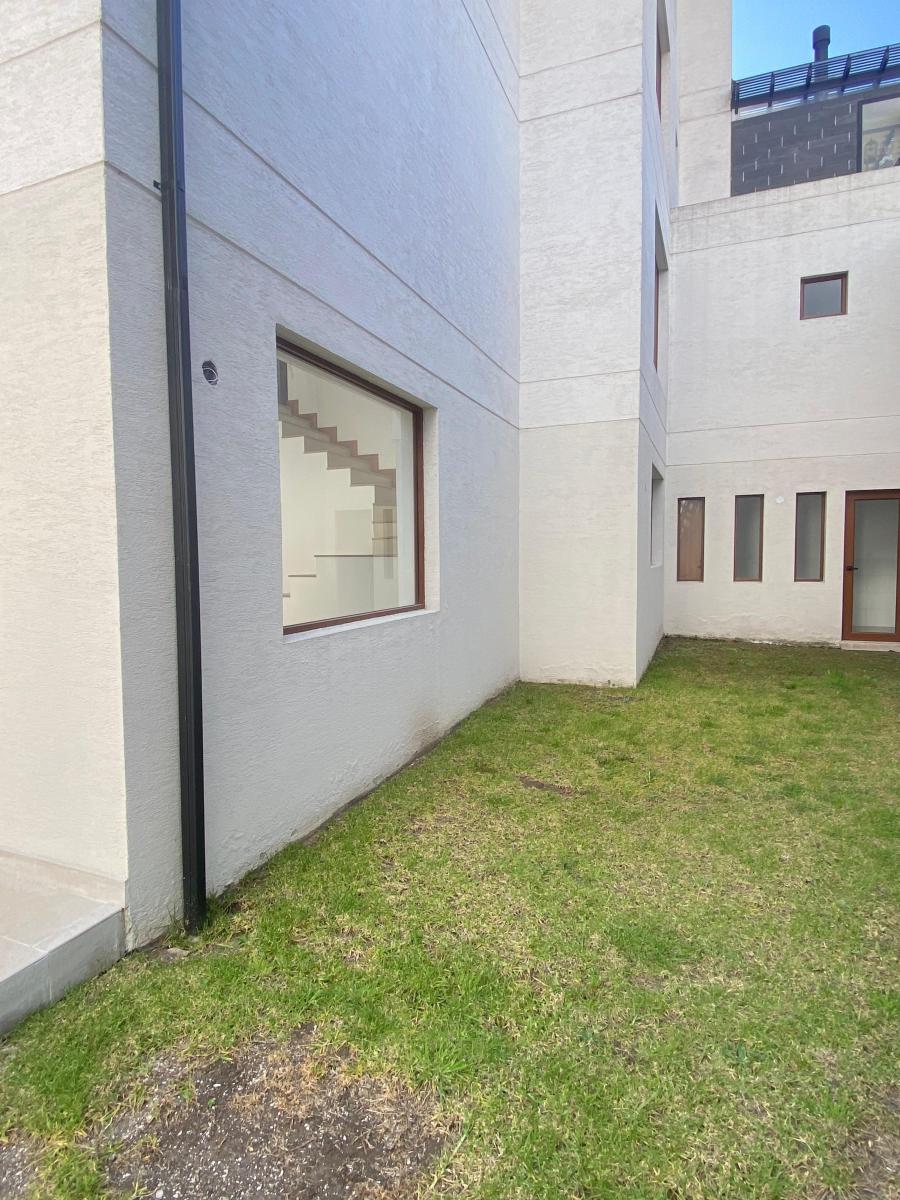 Departamento Tipo Casa. Doble Altura. Piscina, Gym, Sauna, Turco, Futbol. — imagen 8