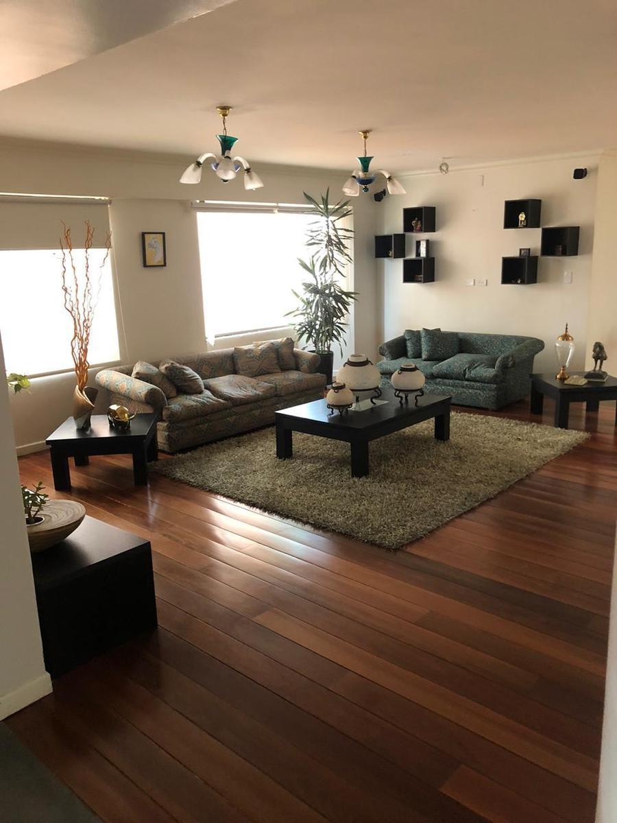 Espectacular Penthouse Ubicado en La González Suarez. Vista 360 Grados — imagen 3