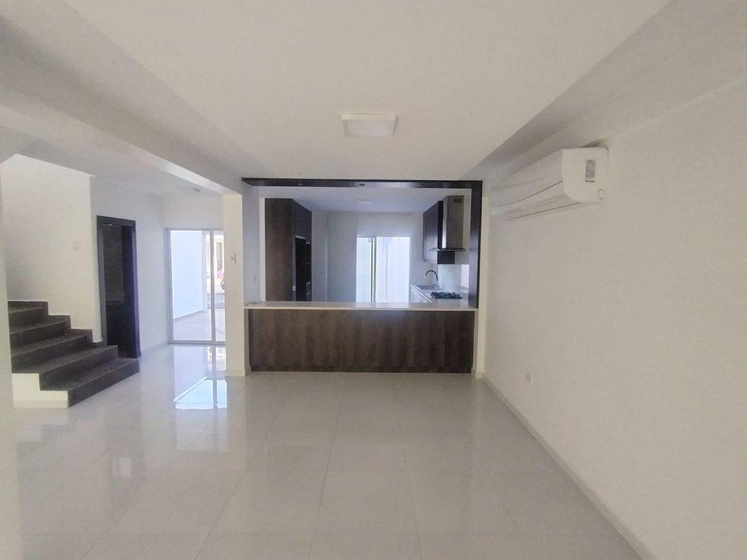 Casa de Venta en Manta Dentro de Urbanizacion, Manabí — imagen 6