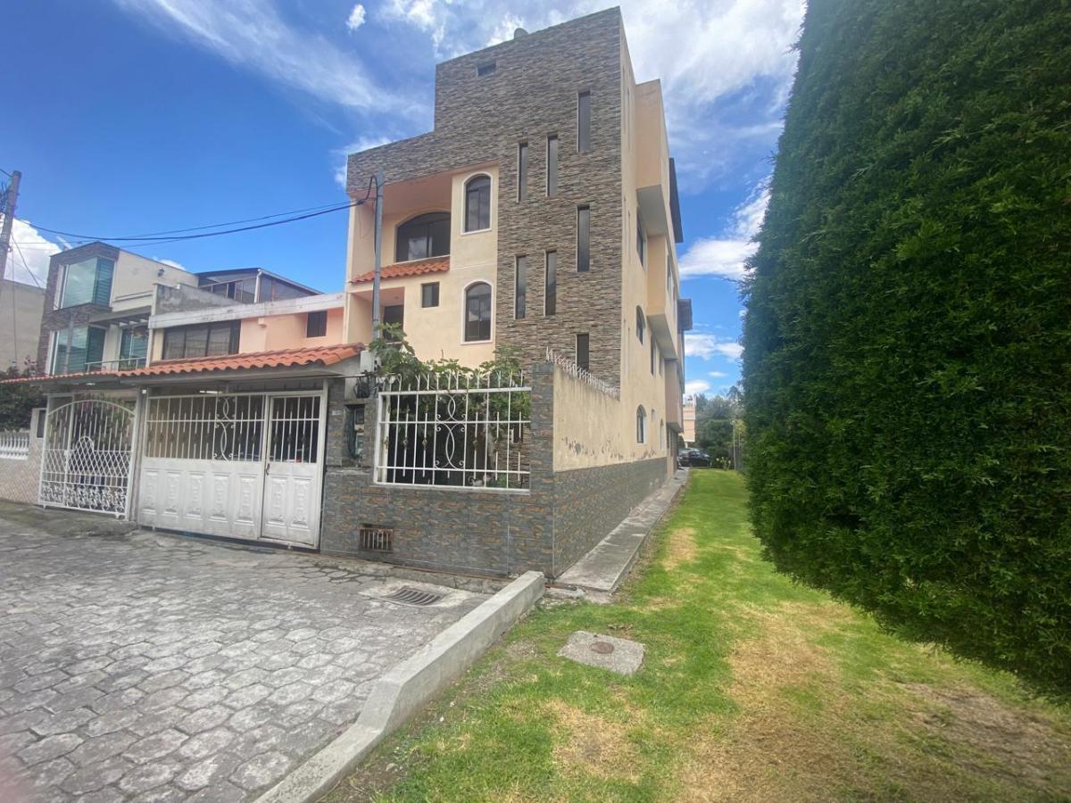 Conocoto en Venta Casa 2 Departamentos 1 en Planta Baja — imagen 10