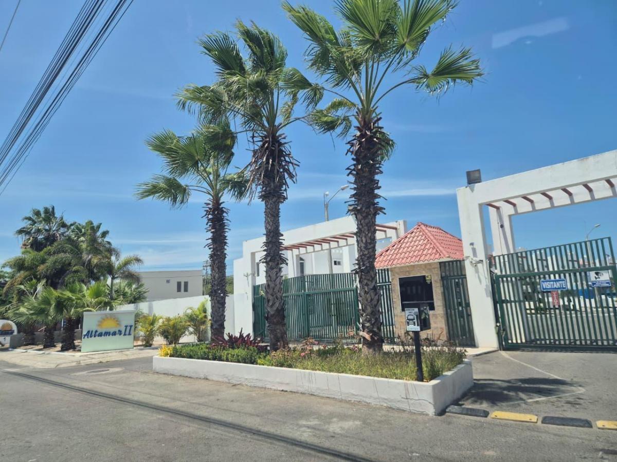Casa en Venta Semi Amoblada Playas Urbanizacion Altamar 2 Josgu, Guayas — imagen 9