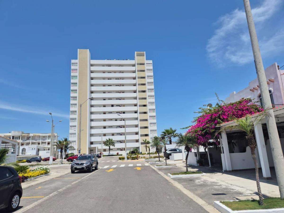 Casa en Venta Semi Amoblada Playas Urbanizacion Altamar 2 Josgu, Guayas — imagen 7
