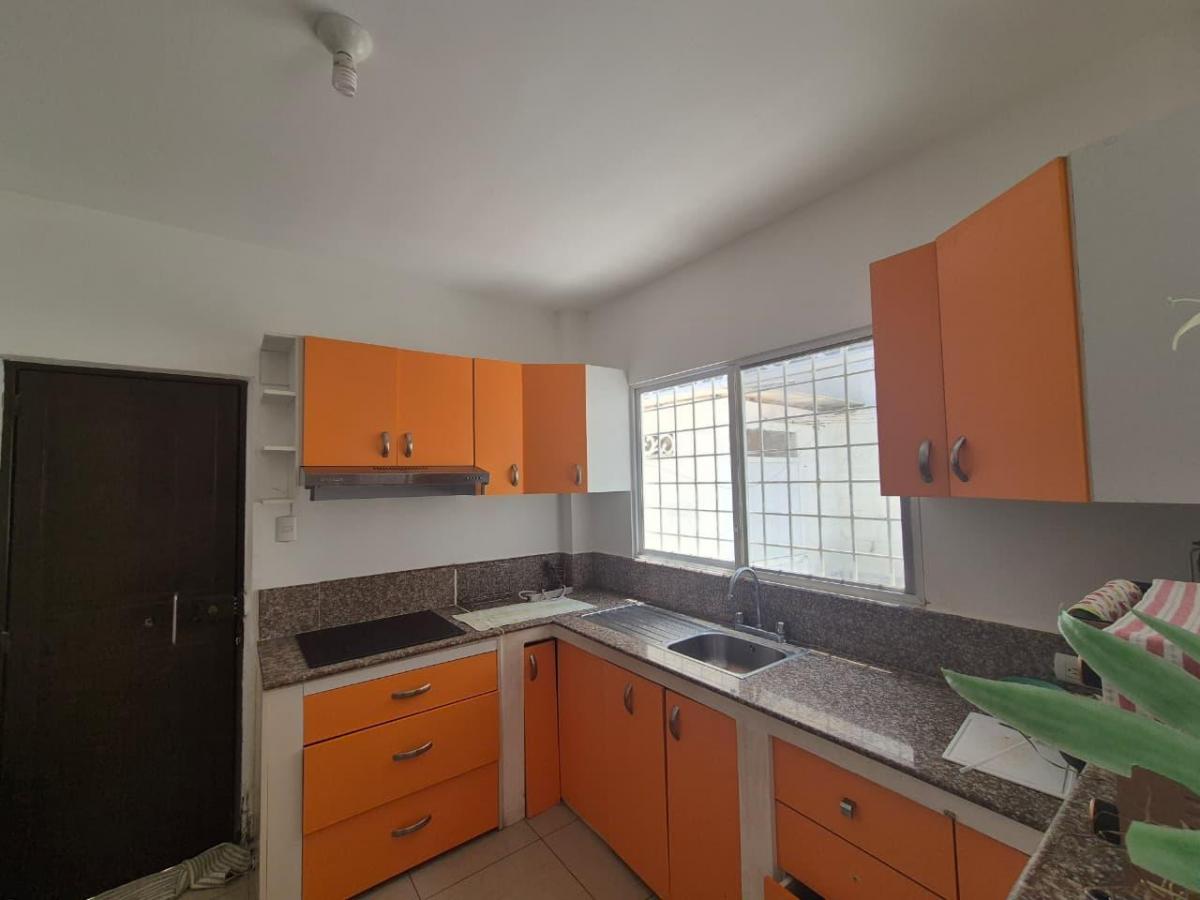 Casa en Venta Semi Amoblada Playas Urbanizacion Altamar 2 Josgu, Guayas — imagen 5