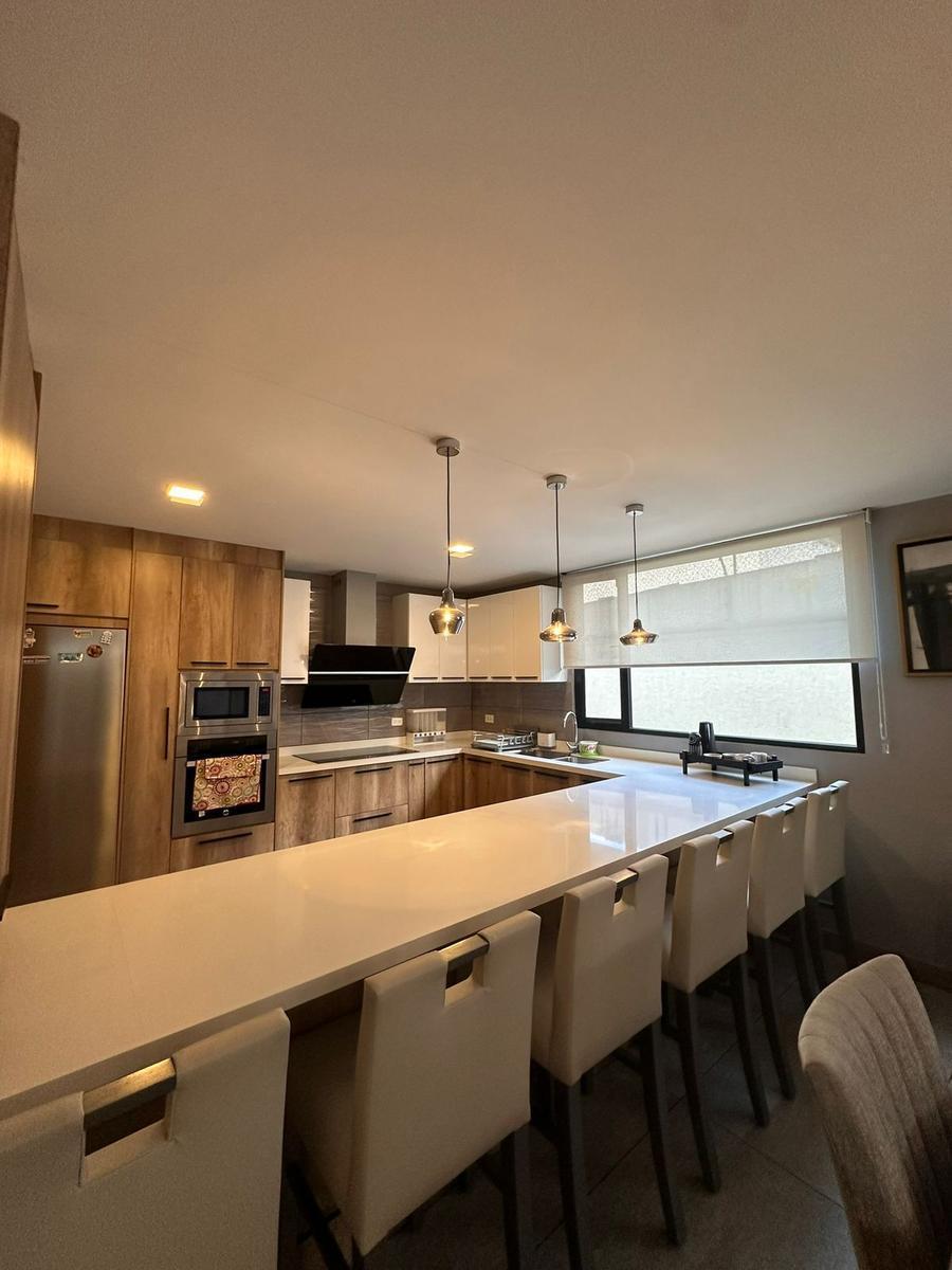 Venta Moderno Departamento de Lujo Ponceano Alto Edificio con Certificado Edge — imagen 8
