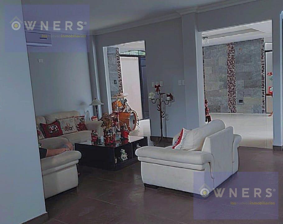 Venta Casa Esquinera Samborondon Piscina /jacuzzi Urb Estancias del Rio (Of), Guayas — imagen 4